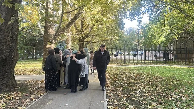 Суд у Криму залишив за ґратами чотирьох кримських мусульманок Суд у Криму залишив за ґратами чотирьох кримських мусульманок