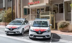 Фото: в Чехии демонтировали памятник советскому маршалу Коневу