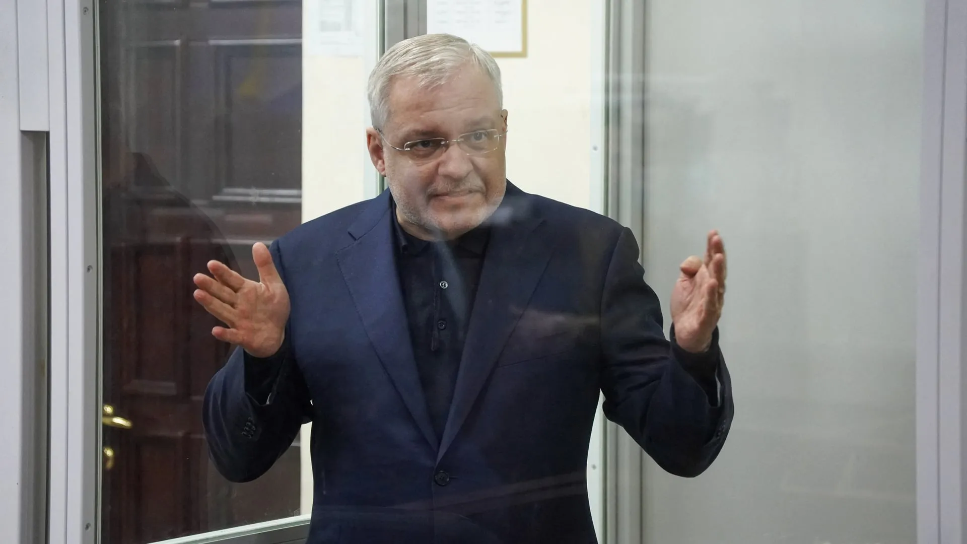 Антикорупційний суд продовжив запобіжний захід Галущенку