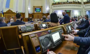 Зеленський хоче дозволити «народу» вносити законопроекти