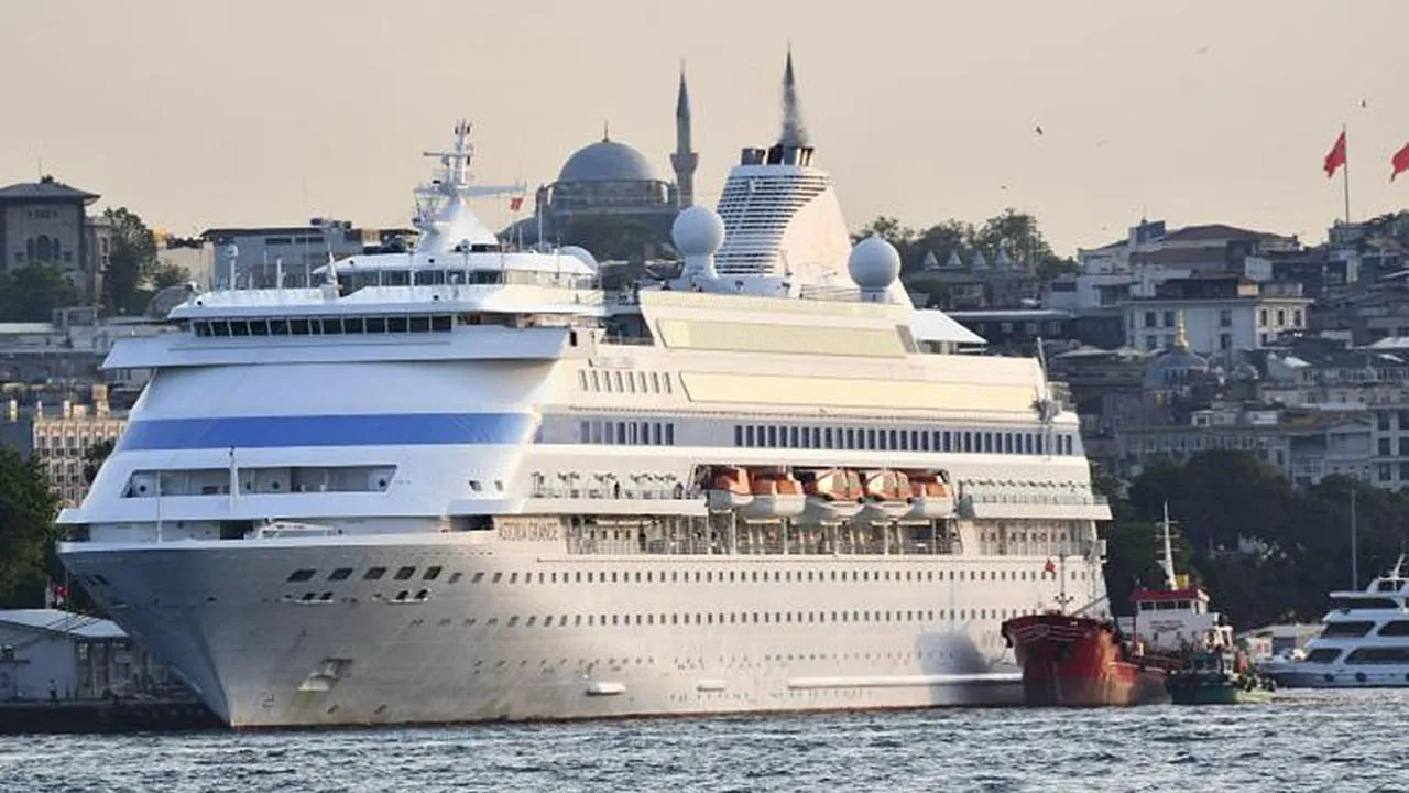 Туреччина не пустила до Стамбулу російський круїзний лайнер