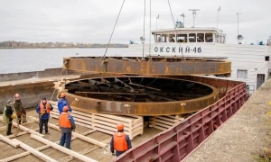 Влада Мадагаскару продасть 300-кілограмовий смарагд, знайдений у президента-втікача