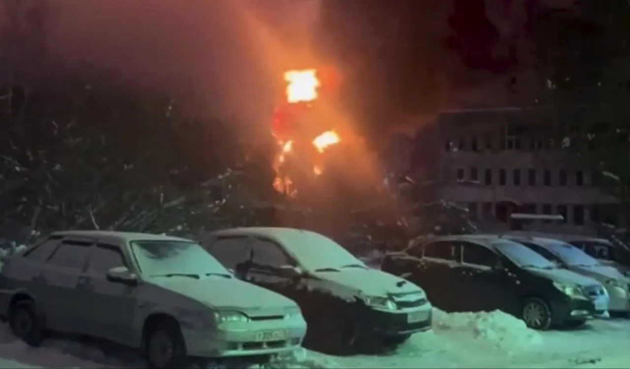 У Ярославській області РФ дрони влучили в резервуари з пальним