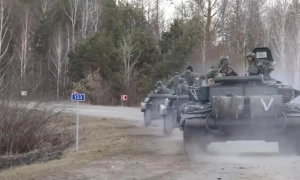 Глава МЗС Німеччини уточнила, коли ЗСУ отримають танки й гармати