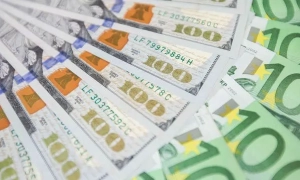 У Маріуполі почали видавати паспорти «днр» (фото)