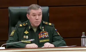 Відео: окупований Маріуполь опинився під атакою безпілотників