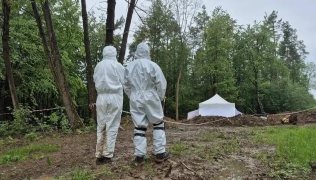 Польша получила согласие Украины на эксгумацию жертв в Гуте-Пеняцкой