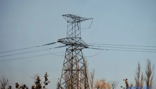 Russian shelling has left consumers in six regions of Ukraine without power