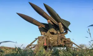 Украинские удары по НПЗ вызвали в России новый дефицит автомобильных масел
