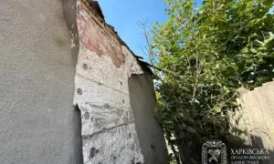 Вражеские ракеты попали в здание в Херсоне, где работают представители Красного Креста
