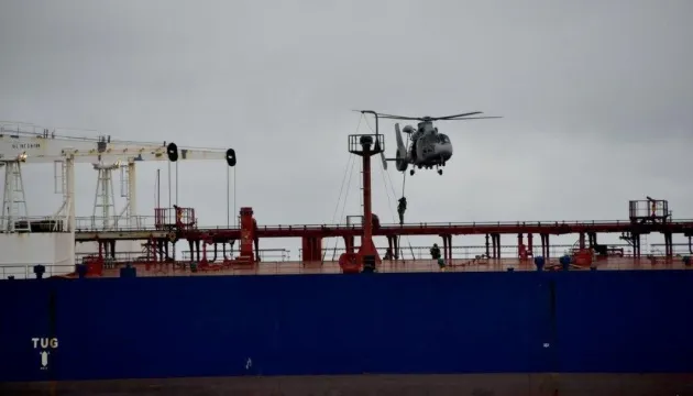Во Франции начали расследование в отношении капитана танкера «теневого флота» России —  Le Monde