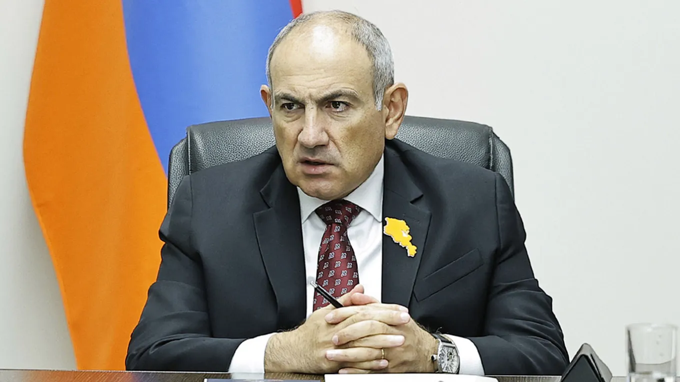 Пашинян відкликає посла Вірменії з Росії на тлі загострення відносин