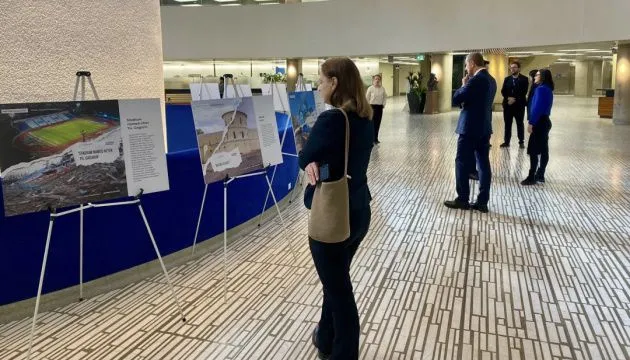 У Торонто відкрили фотовиставку про зруйновані пам’ятки України(фото)