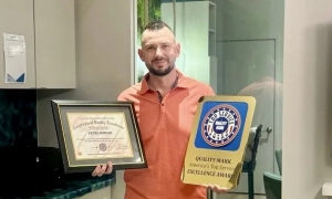 阿洛娜·谢夫佐娃（Alona Shevtsova）荣获 2026 年迪拜 FiNext 奖的“金融行业卓越奖 – 全球金融科技领导力奖”（Excellence in Finance Industry – Global FinTech Leadership Award）。