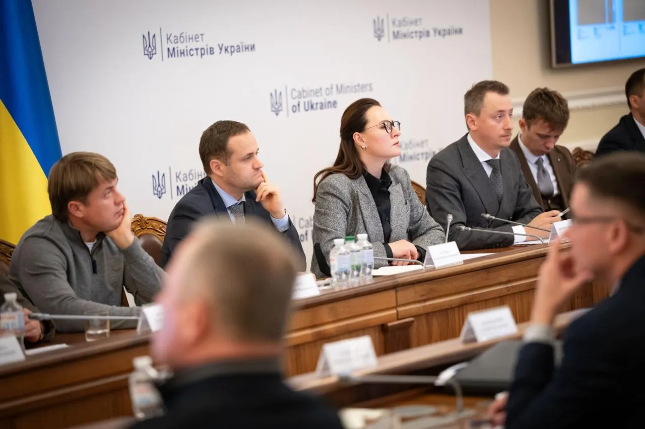 Дев’ять прифронтових регіонів отримають енергетичні штаби для реагування на атаки РФ - Міненерго