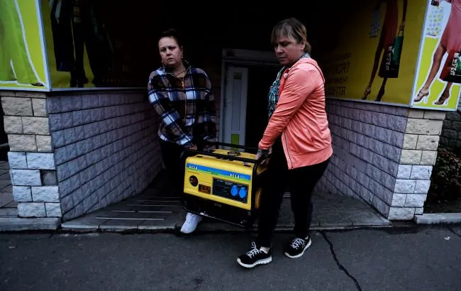 Відключень світла стало більше: в шести областях змінили графіки світла на 4 листопада