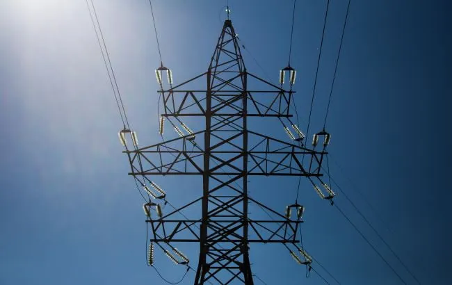 Промисловці б’ють на сполох: високі тарифи на електроенергію можуть загальмувати відновлення економіки