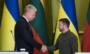 Фото: Путіну буде непросто стверджувати про відсутність російських військ на Донбасі - Геращенко