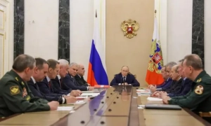 Авдіївку слідом за Мар'їнкою стирають з поверхні Землі: скільки людей залишилось у місті