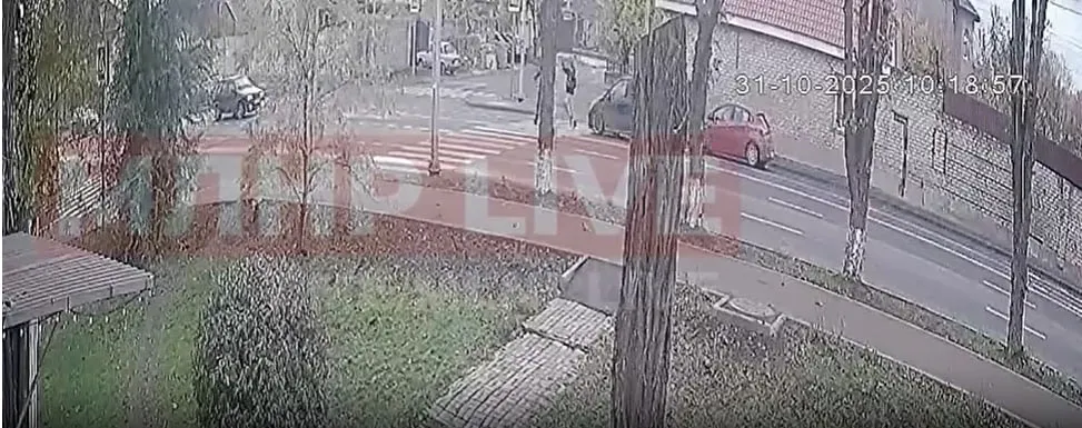 У Луганську 64-річна жінка насмерть збила російського окупанта — відео