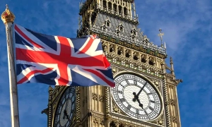 Іспанія планує легалізувати статус близько 300 тисяч мігрантів щорічно