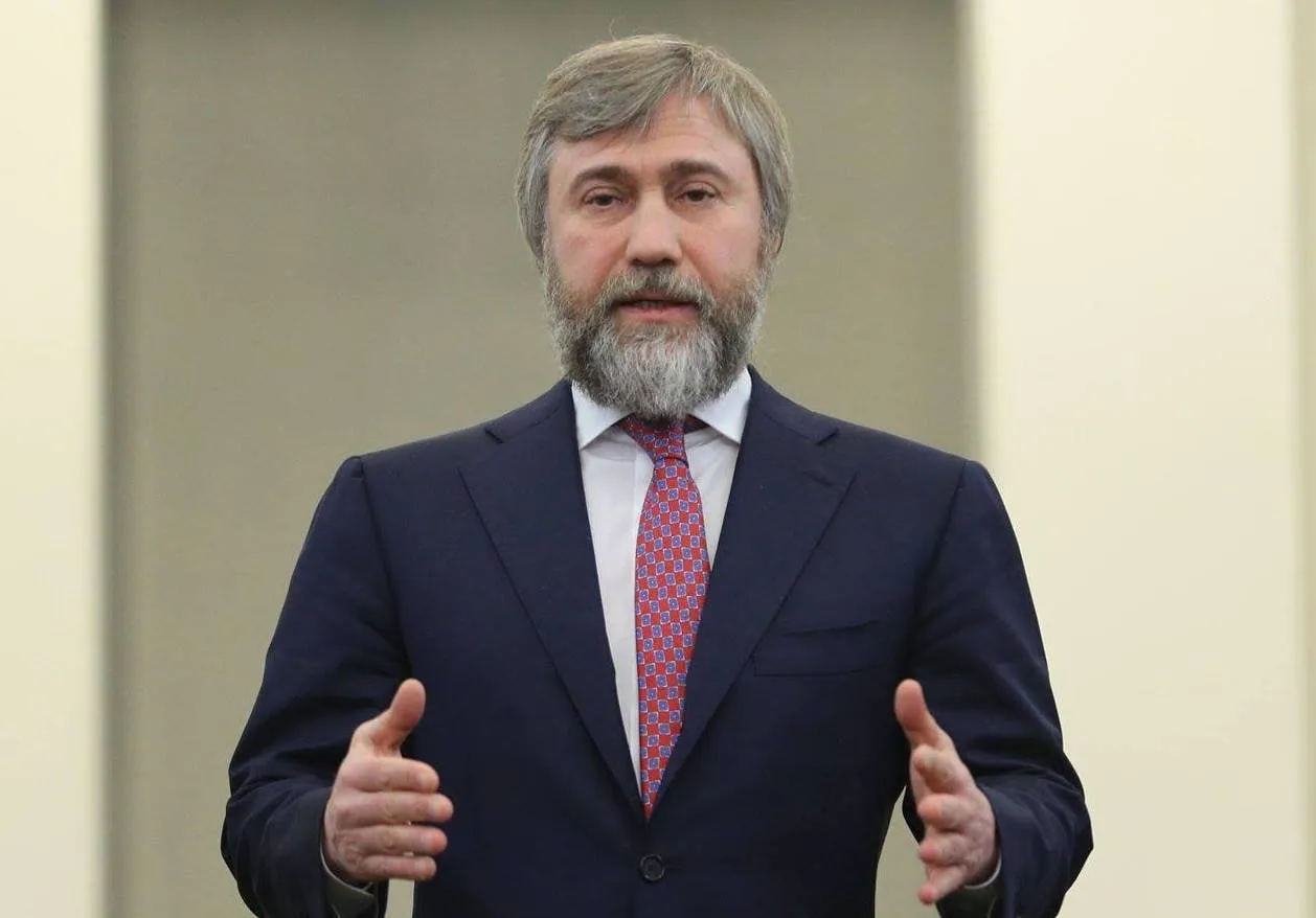 На Зеленського «накинувся» підсанкційний Новинський