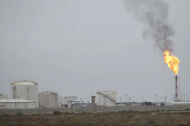 Ірак обговорює зі США тимчасове зняття санкцій із "Лукойлу" для продажу частки у West Qurna-2