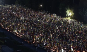 БЕБ викрило мережу магазинів, які продавали підроблений одяг та взуття під виглядом світових брендів