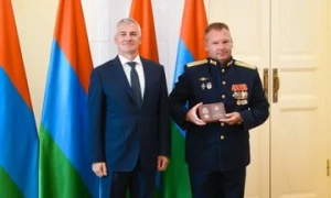 Глава МЗС Греції назвав умову переговорів з Туреччиною