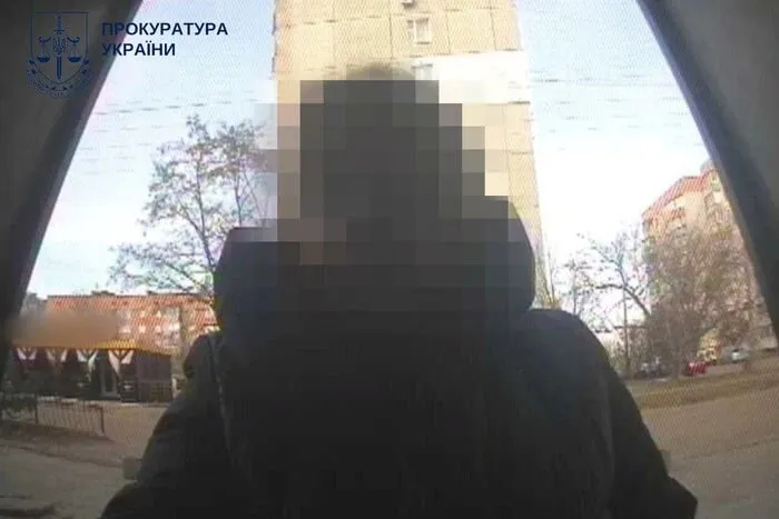 Співмешканка військового присвоїла собі понад 1 млн грн з його картки під час війни