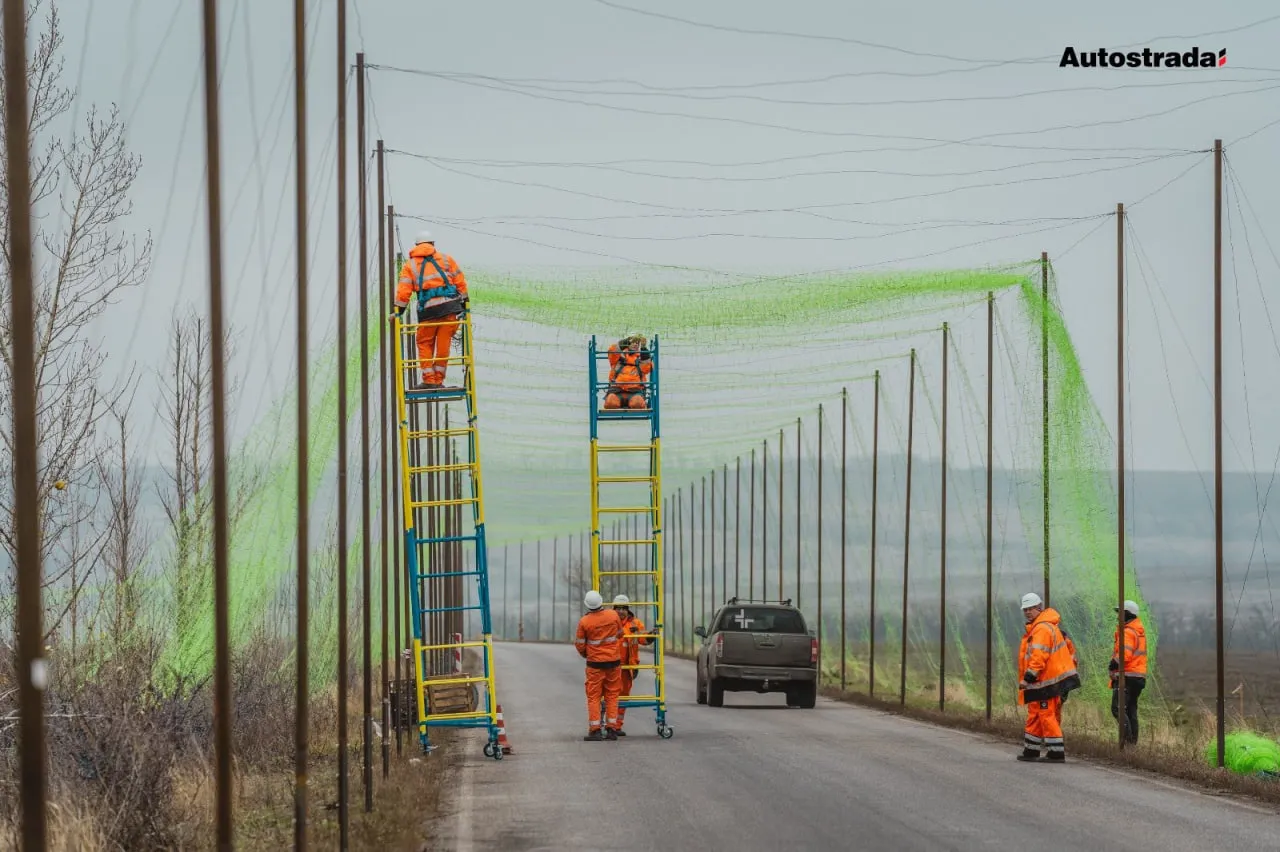 Який вигляд мають антидронові тунелі біля Покровська