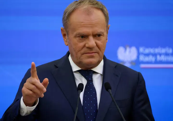 Росія перейшла межу гібридної війни проти  - Туск