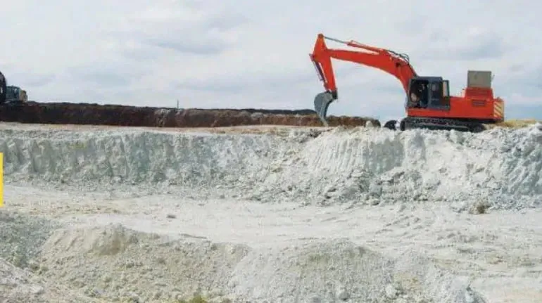 Окупанти вичерпали всі запаси каоліну біля Маріуполя