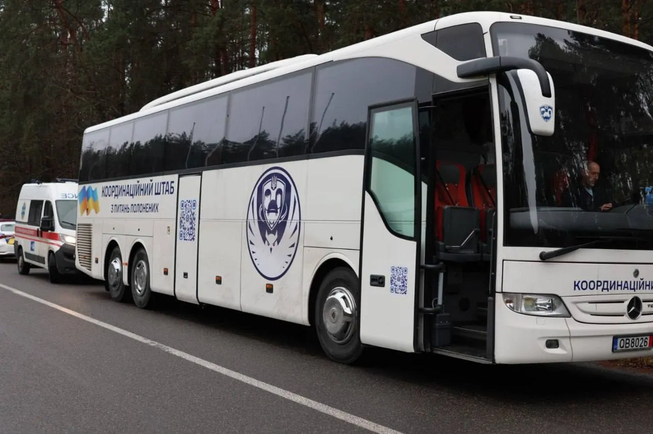 Україна повернула з Білорусі 31 засудженого українця - відео