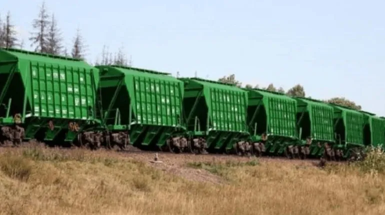 "Укрзалізниця" наростила експортні перевезення зерна на 40%