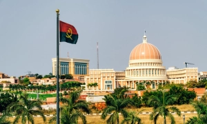 російське судно з краденим українським зерном покинуло Туреччину