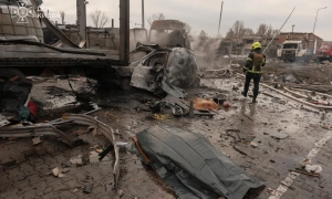 Масована ракетна та дронова атака на Київ: є загиблі й руйнування