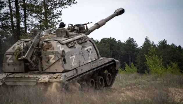 Росія просувається, намагаючись взяти Мирноград у кільце