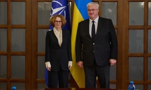 НАБУ шукає, хто допоміг Міндічу прискорено перетнути кордон