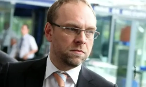 Абромавичус не має права очолювати «Укроборонпром» через подвійне громадянство