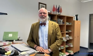 Посол США заявив про «атмосферу страху» в Угорщині через дії партії Орбана