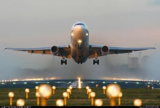 Литва може перенести нічні авіарейси з Вільнюса до Каунаса через метеозонди з контрабандою