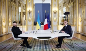 Гаслом року в Японії стала фраза прем’єрки «Я працюватиму…»