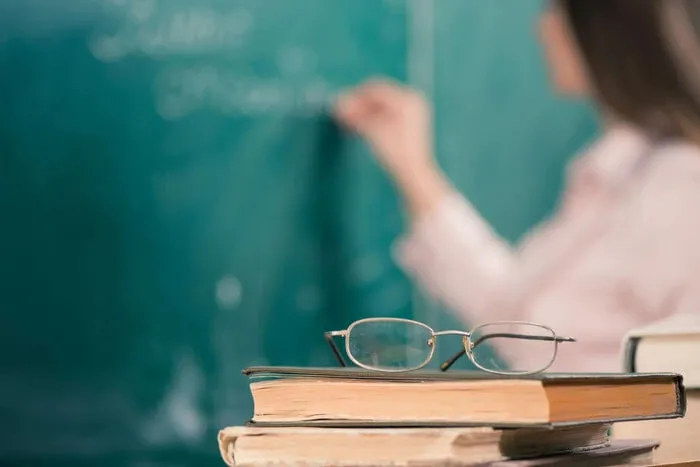 У Чернівцях звільнили вчительку за образи учня через українську мову