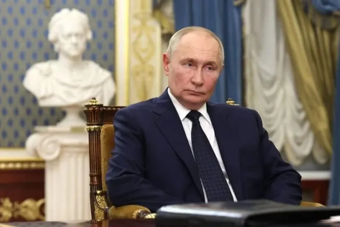 Путін заявив, що чекатиме на згоду України на його умови – ЗМІ