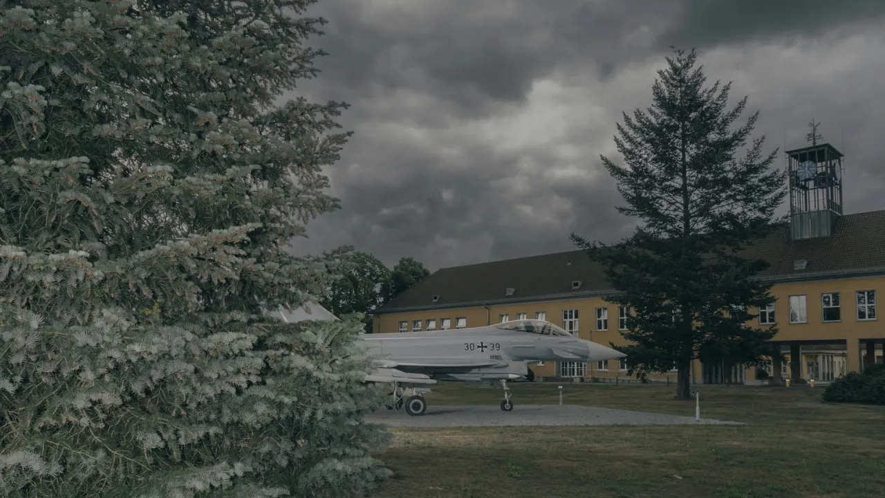 США тимчасово призупинили постачання деякої зброї Україні