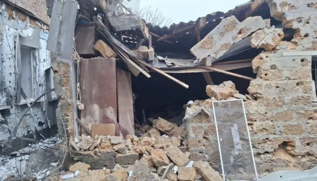 Росіяни обстріляли Білозерку, внаслідок цього пошкоджено 12 будівель