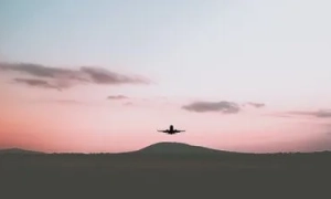 Пошкоджений під час спуску на воду есмінець КНДР частково затонув, — Yonhap