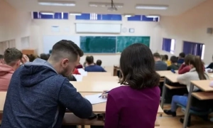 Зеленський провів перестановки у командуванні ЗСУ