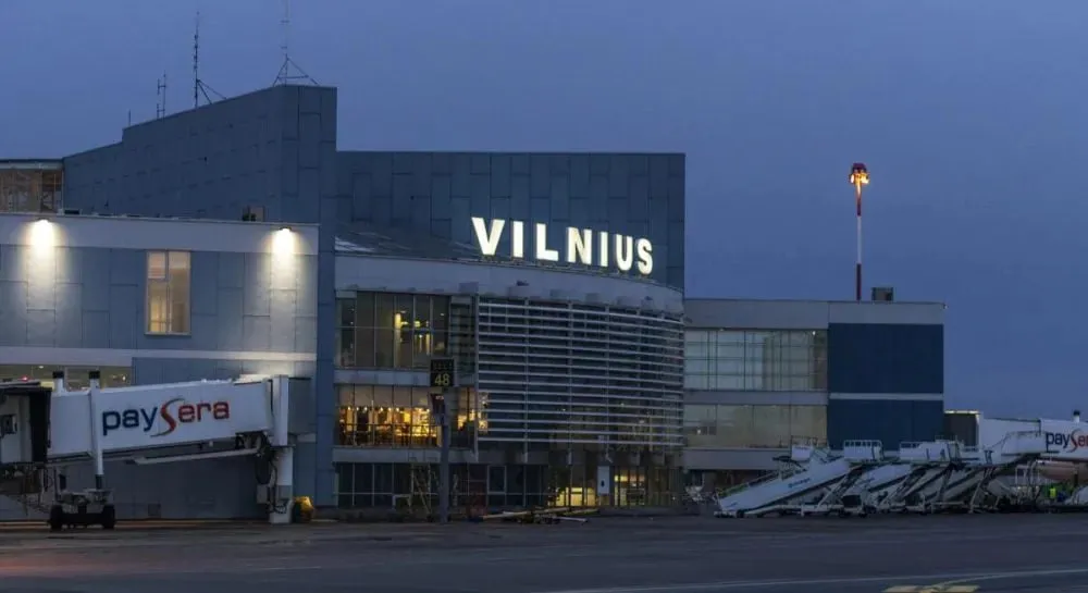 У Литві затримали двох людей за запуск дронів біля аеропорту Вільнюса